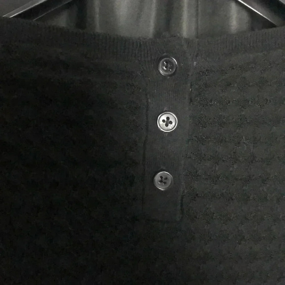 11‎ Ann Taylor Black Blouse SP - Picture 4 of 5